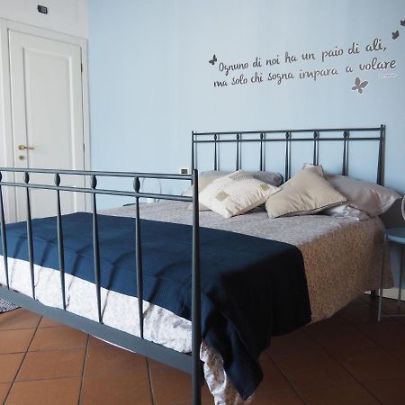 Casa Mariposa Daire Desenzano del Garda Dış mekan fotoğraf