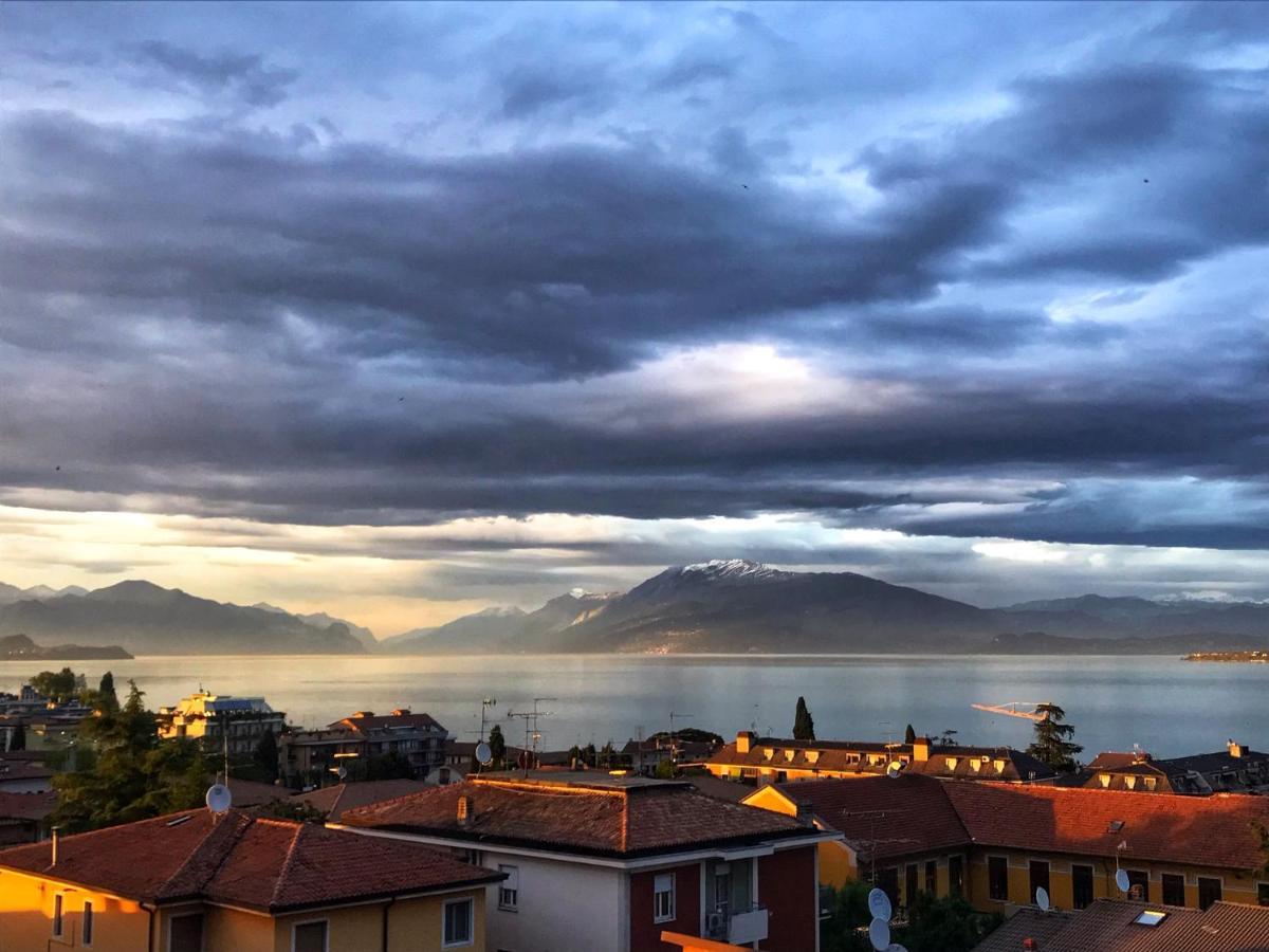 Casa Mariposa Daire Desenzano del Garda Dış mekan fotoğraf