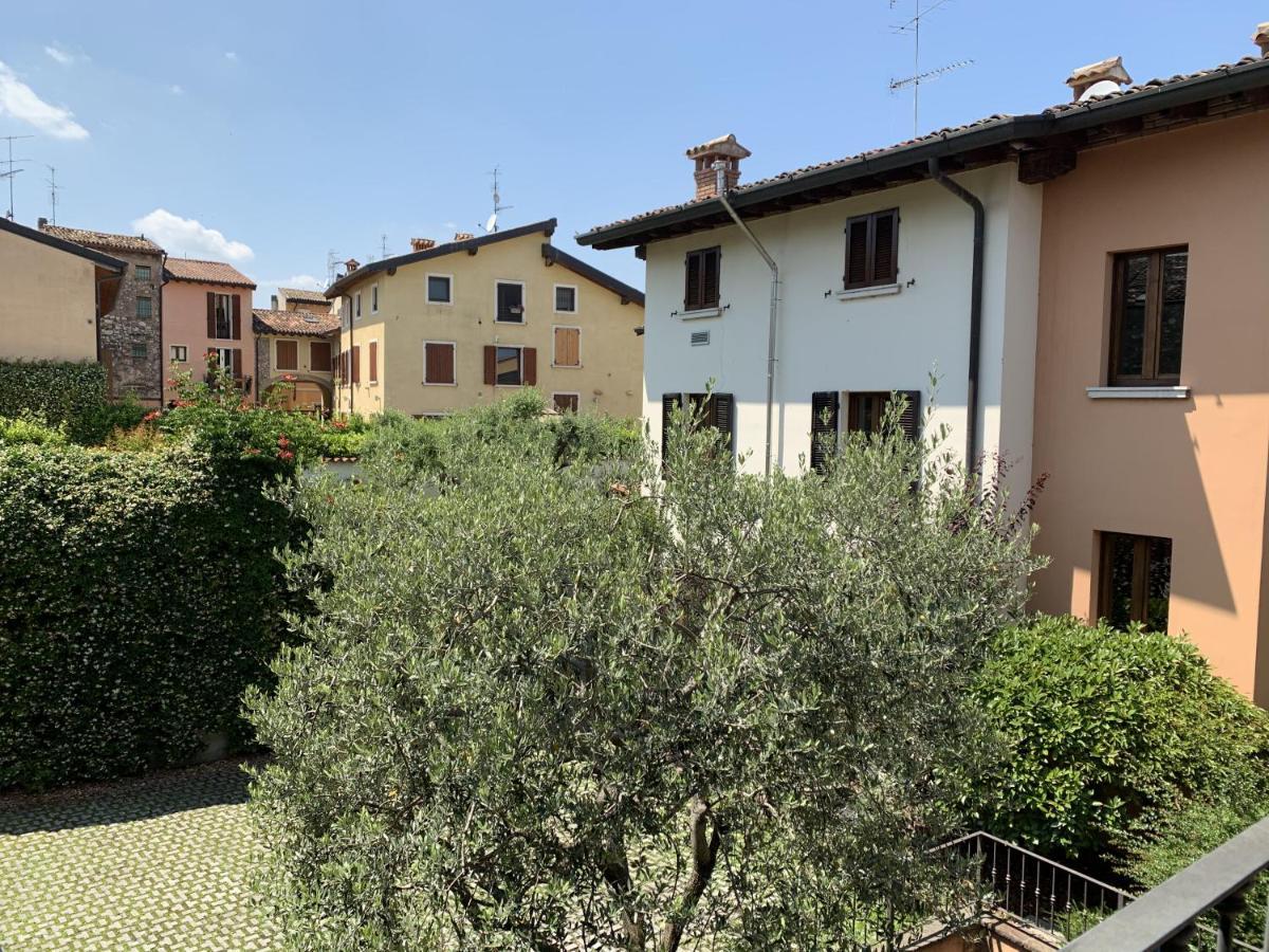 Casa Mariposa Daire Desenzano del Garda Dış mekan fotoğraf