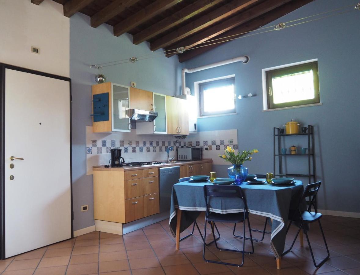 Casa Mariposa Daire Desenzano del Garda Dış mekan fotoğraf